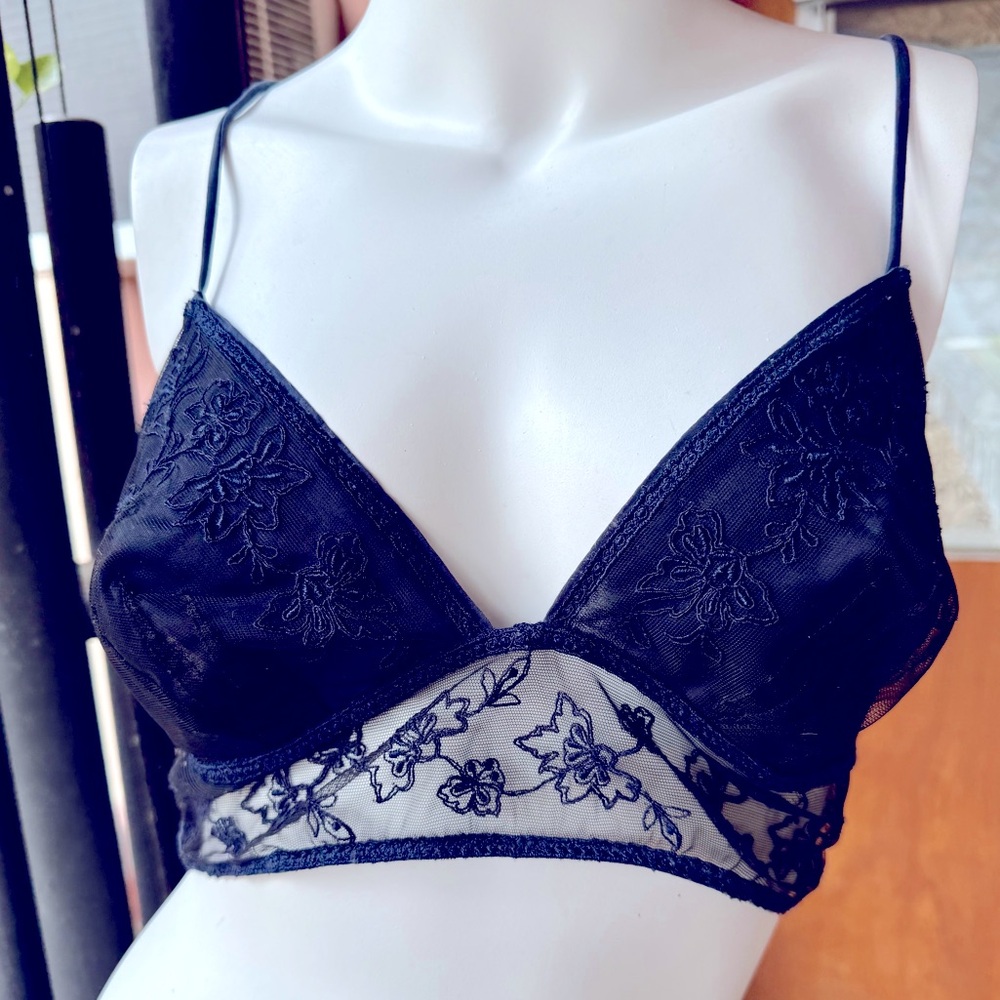 La Perla Midnight Blue Floral Lace Bralette 36